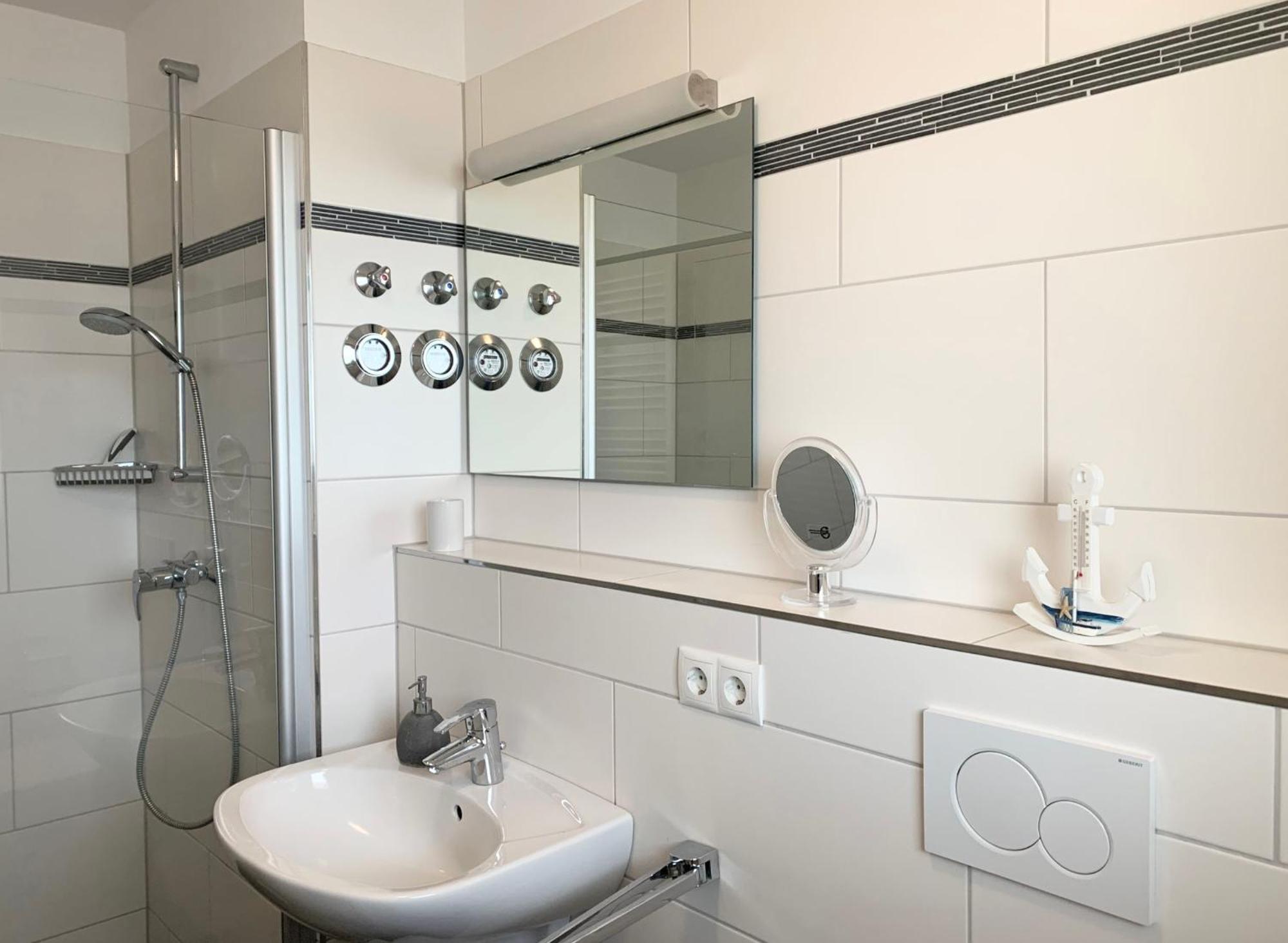 Haus Zur Mole - Morgenstern Apartamento Großenbrode Exterior foto