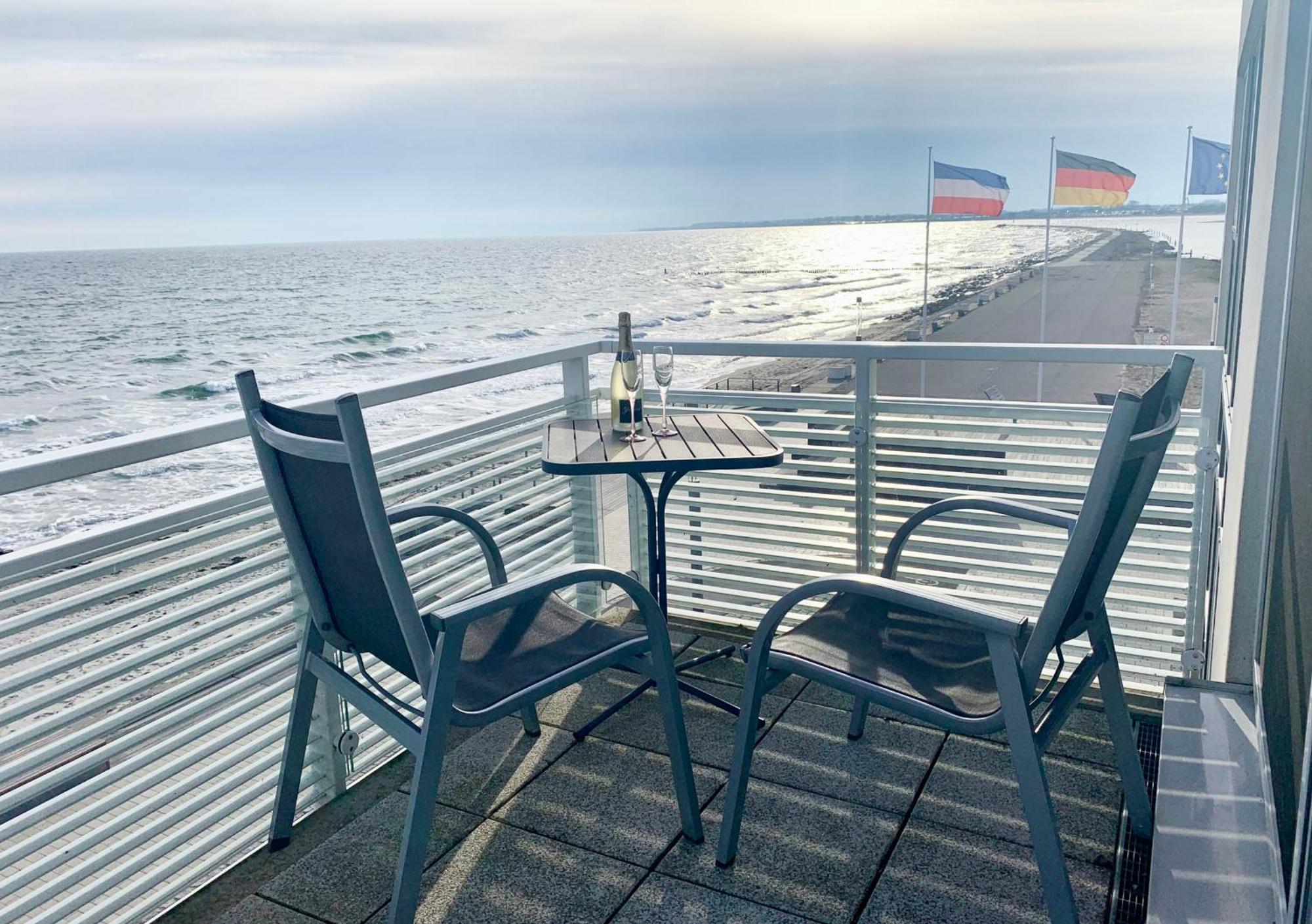 Haus Zur Mole - Morgenstern Apartamento Großenbrode Exterior foto